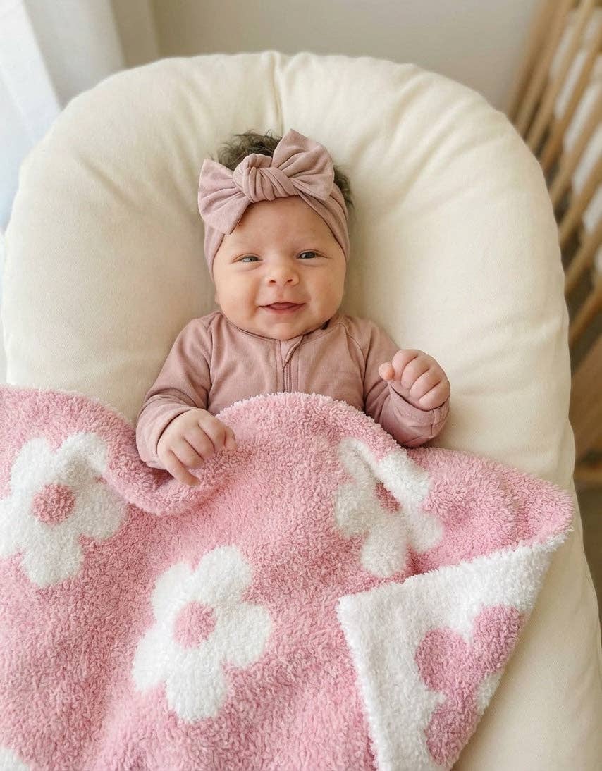Pink Daisy Plush Baby Blanket