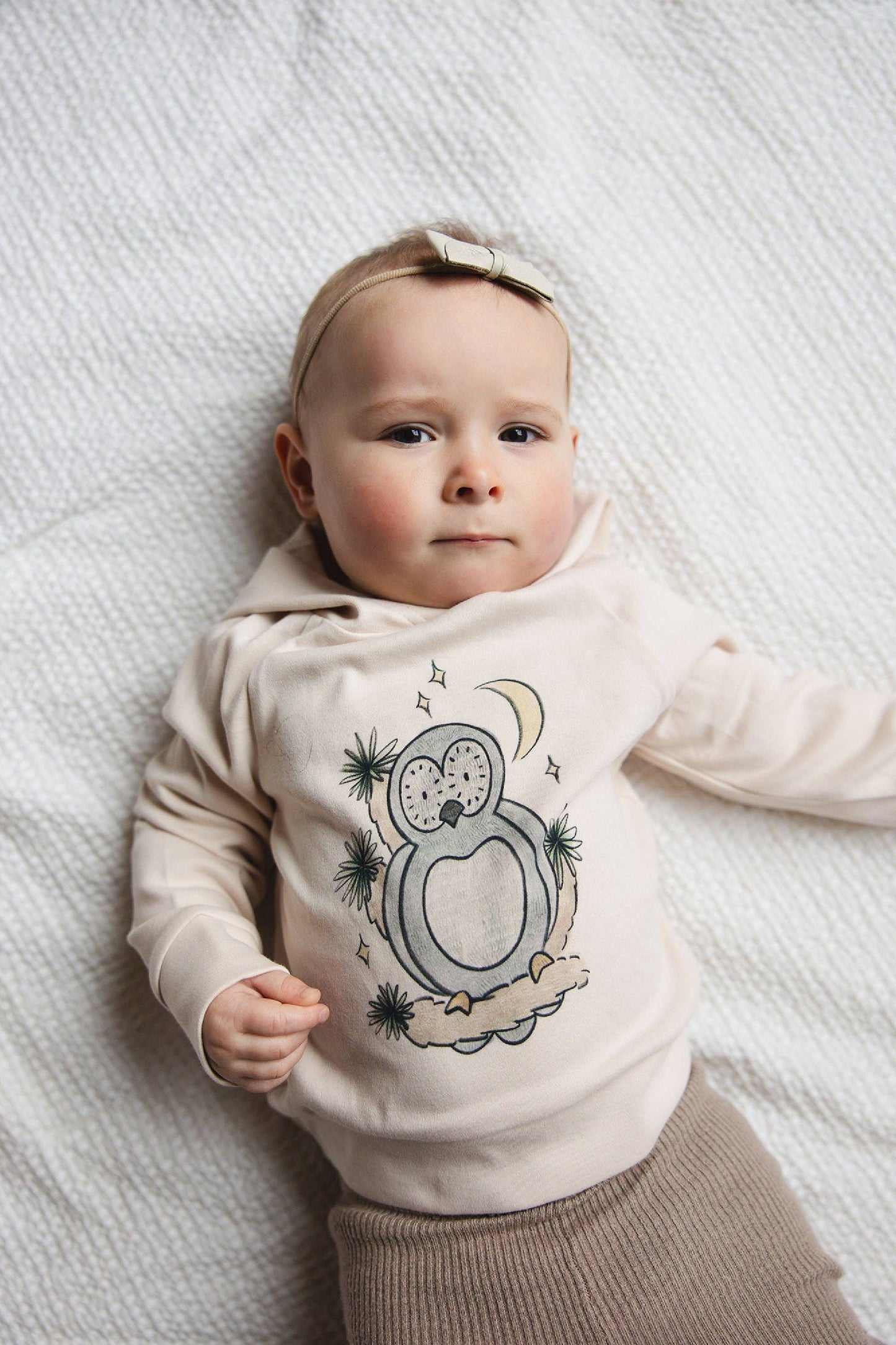 Kids' Organic Raglan Hoodie in Owl Hoo? Graphic