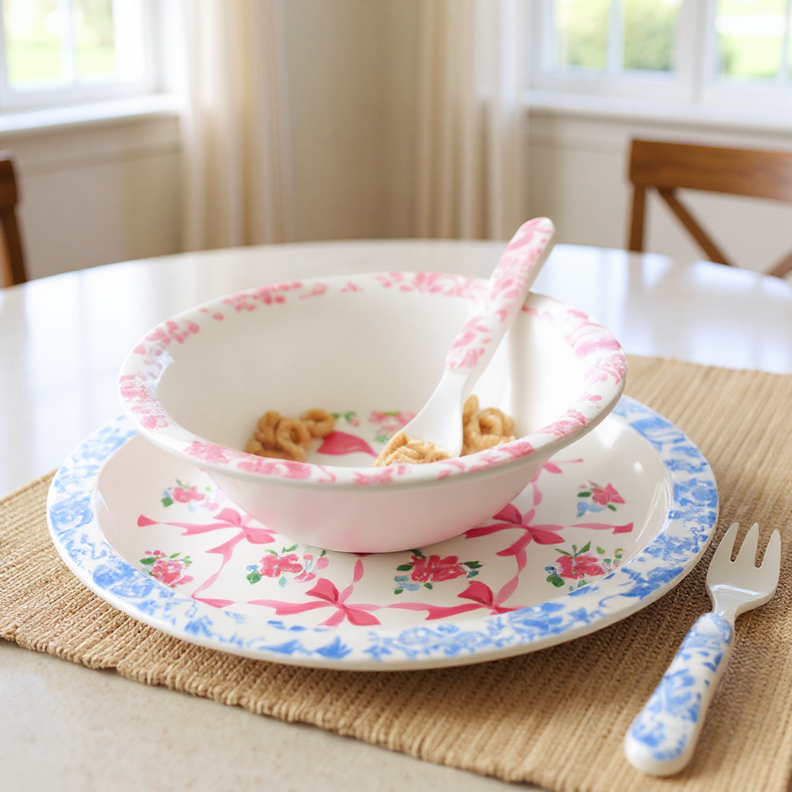 Ribbons & Bows Itzy Bistro™ - 4 piece dining set