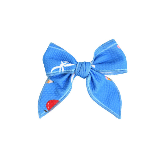 Quinn Apple Clip Bow